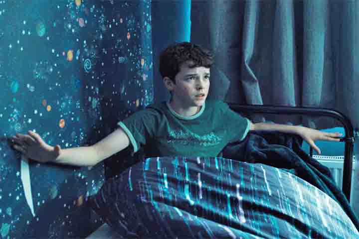 A audição, aliás, foi disputada: 500 candidatos concorreram ao papel de Jamie Miller, um adolescente envolvido em uma trama intensa e emocional. No entanto, a naturalidade de Cooper e seu talento nato impressionaram a equipe de produção.