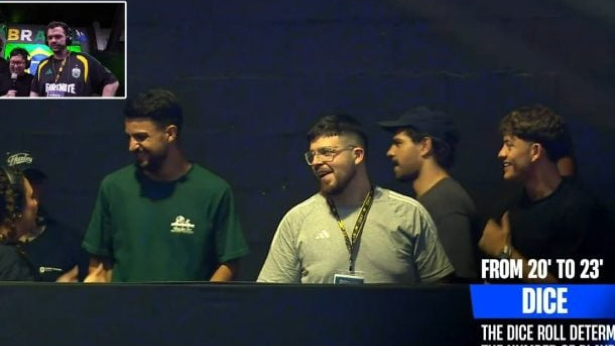 Flaco López e Agustin Giay vão a Trident Arena e acompanham eliminação da Argentina na competição