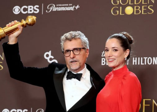 Kleber Mendonça Filho faz discurso político no Globo de Ouro