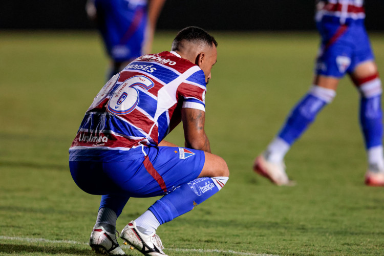 QUIXAD&Aacute;-CE, BRASIL, 11-01-2026: Mois&eacute;s Fortaleza empata de 0 a 0 com o Ferrovi&aacute;rio pelo Campeonato Cearense no Est&aacute;dio Presidente Vargas. (Foto: Samuel Setubal/ O Povo)