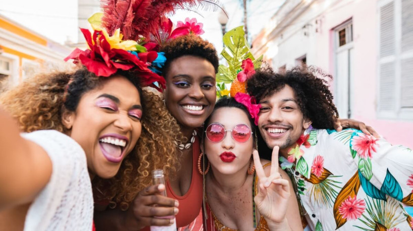 Carnaval e astrologia: veja como cada signo aproveita a folia 