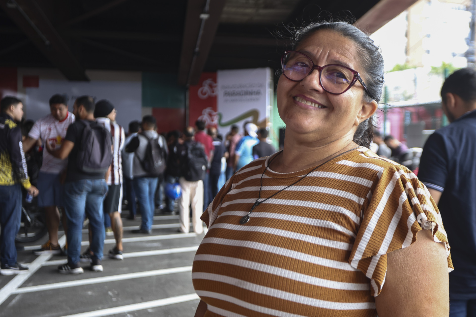 FORTALEZA, CEARÁ,  BRASIL- 12..01.2026:  Mariete Oliveira, 53 serviço gerais. A Prefeitura Municipal de Fortaleza, por meio da Empresa de Transporte Urbano de Fortaleza (Etufor), inaugura a primeira Paradinha, espaço de apoio e convivência voltado para motoristas, de carro ou de moto, que atuam efetuando entregas.  (Daniel Galber/Especial para O POVO)