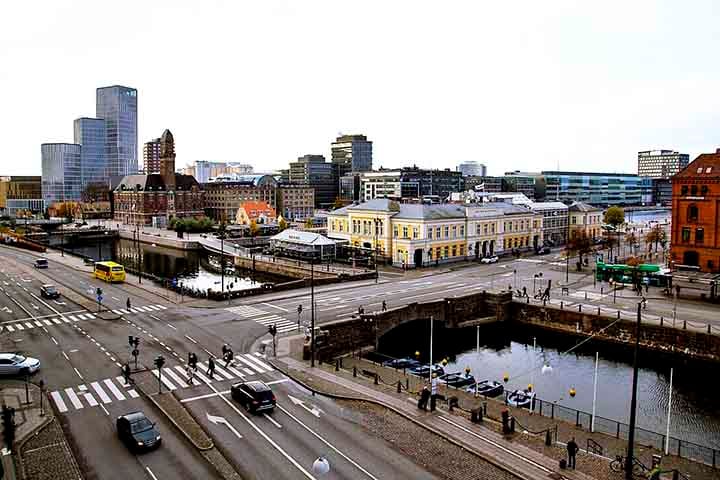 Malmö, na Suécia, tem um rico patrimônio histórico e é reconhecida pela inovação urbana sustentável. O Flipar mostra a seguir dados e curiosidades sobre essa cidade europeia. 
