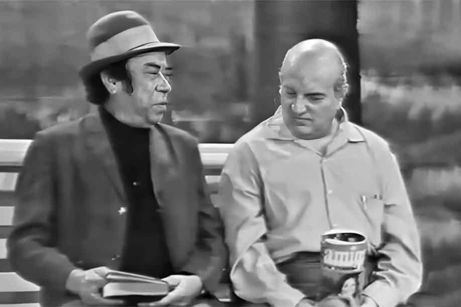 Criador de “A Praça da Alegria”, programa exibido entre 1956 e 1978, inicialmente na TV Paulista e depois em outras emissoras, Manoel foi pioneiro ao transformar o banco de praça em um cenário fixo para esquetes humorísticos. 
