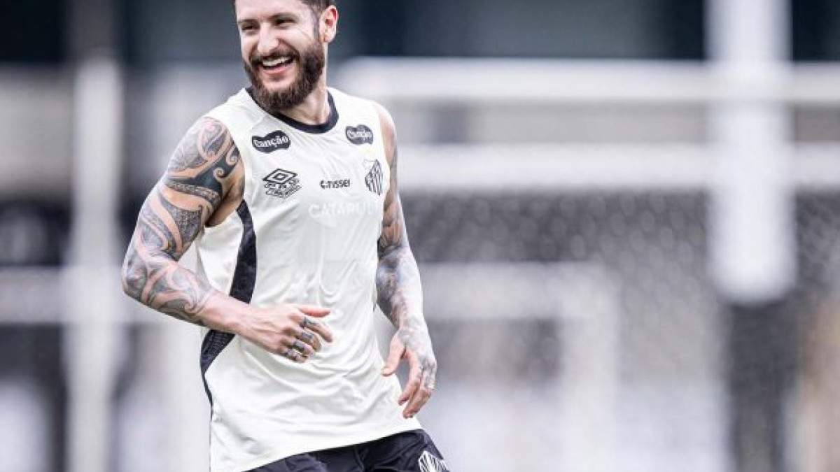 Peixe poderá contar com Zé Rafael, que se recuperou de conjuntivite, e Barreal, que teve seu novo contrato publicado no BID