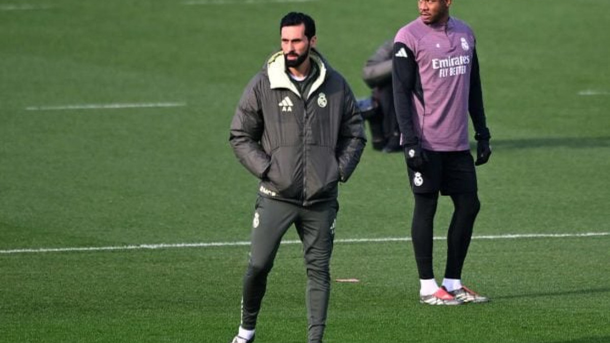 Treinador chega para ocupar o lugar de Xabi Alonso, que foi demitido após a derrota para o Barcelona na Supercopa da Espanha