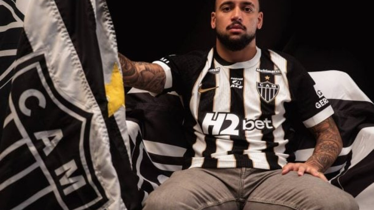 Jogador, que estava emprestado pelo Shakhtar Donetsk ao Corinthians desde 2022, assina contrato com o Galo por três anos