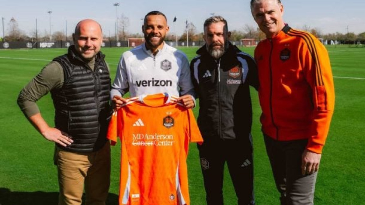 Venda do atacante deve render cerca de R$ 10 milhões para o Peixe