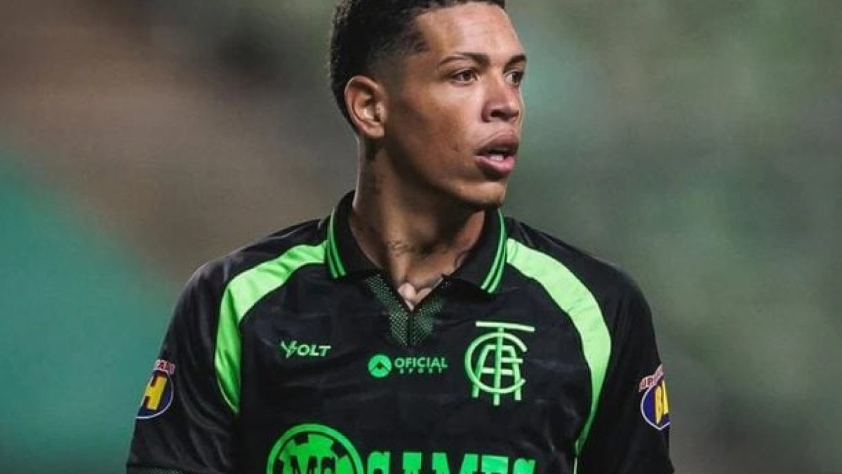 Diniz, do Coelho, e o Glorioso já tinham acertado os ponteiros. Mas proposta da Terra do Sol Nascente mudou tudo