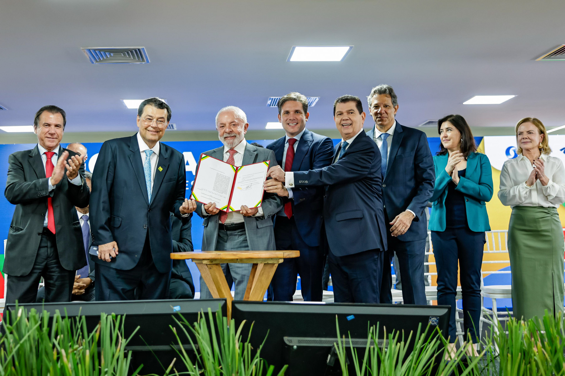 ￼PROJETO de lei que cria o Comitê Gestor do IBS foi sancionado com vetos (Foto: Ricardo Stuckert/PR)