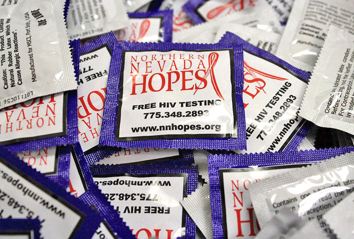 Nos Estados Unidos, o custo anual por pessoa usando essa profilaxia semestral pode ultrapassar US$ 28 mil, o que levanta questões de orçamento.