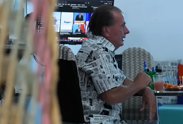 Ele também já controlou um supermercado na fronteira com a Venezuela, onde trocava comida por ouro venezuelano durante a crise humanitária.