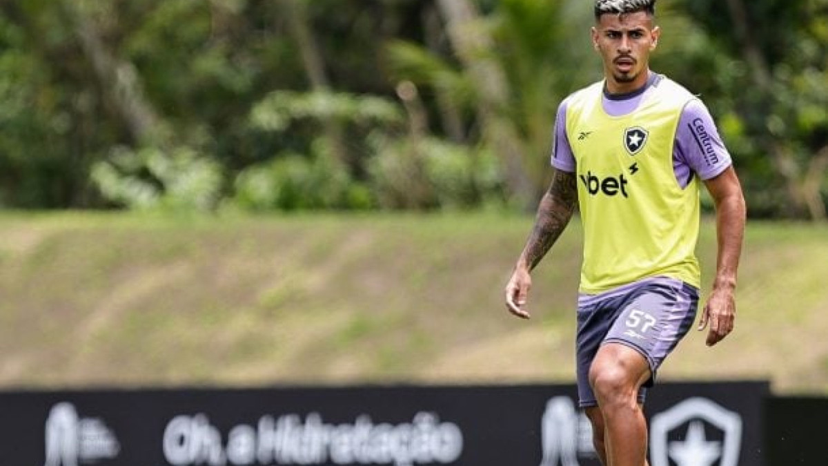 Dínamo Moscou venceu a concorrência do Torino, da Itália, e fechou a contratação do zagueiro