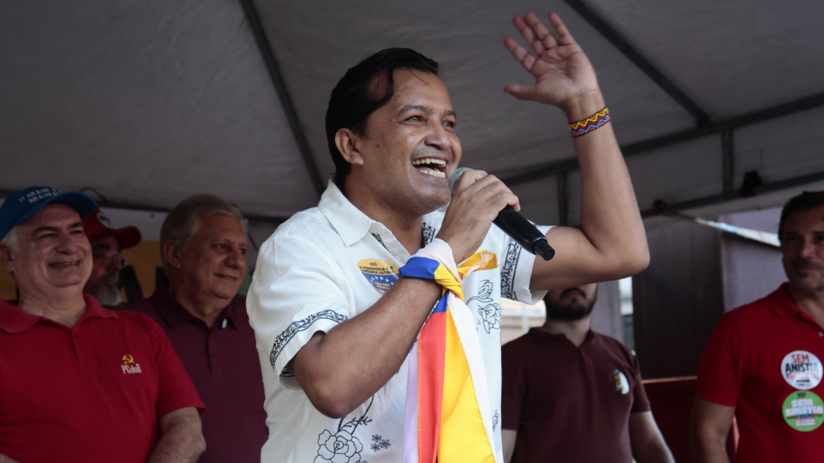 Jarir Pereira &eacute; professor da rede estadual e foi lan&ccedil;ado pelo Psol como o pr&eacute;-candidato do partido para a disputa pelo cargo de governador do Cear&aacute;