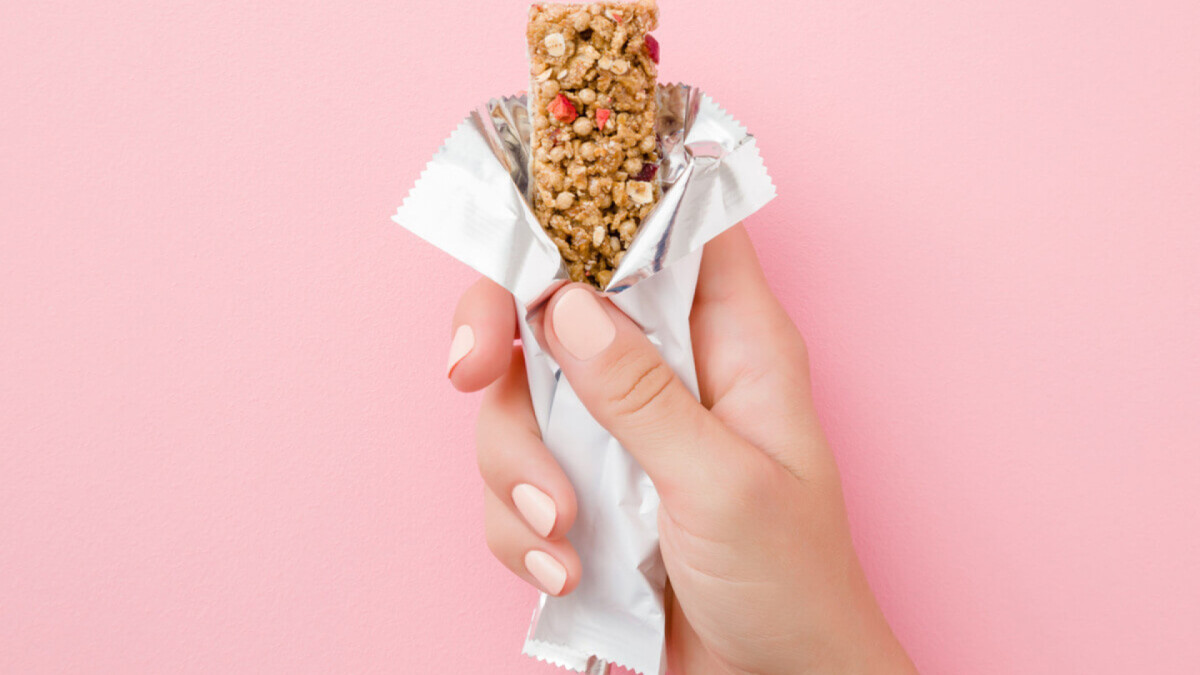 Barrinhas de cereais são realmente saudáveis? Nutricionista responde