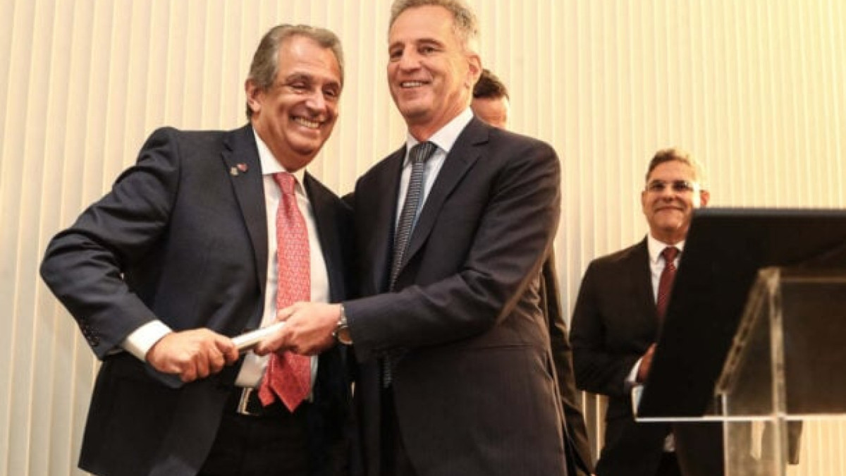 Proposta busca impedir influência de dirigentes ligados a outros clubes e SAFs