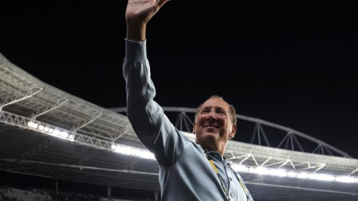 Alvinegro tenta resolver punição da Fifa por causa de dívida com o Atlanta United, dos Estados Unidos