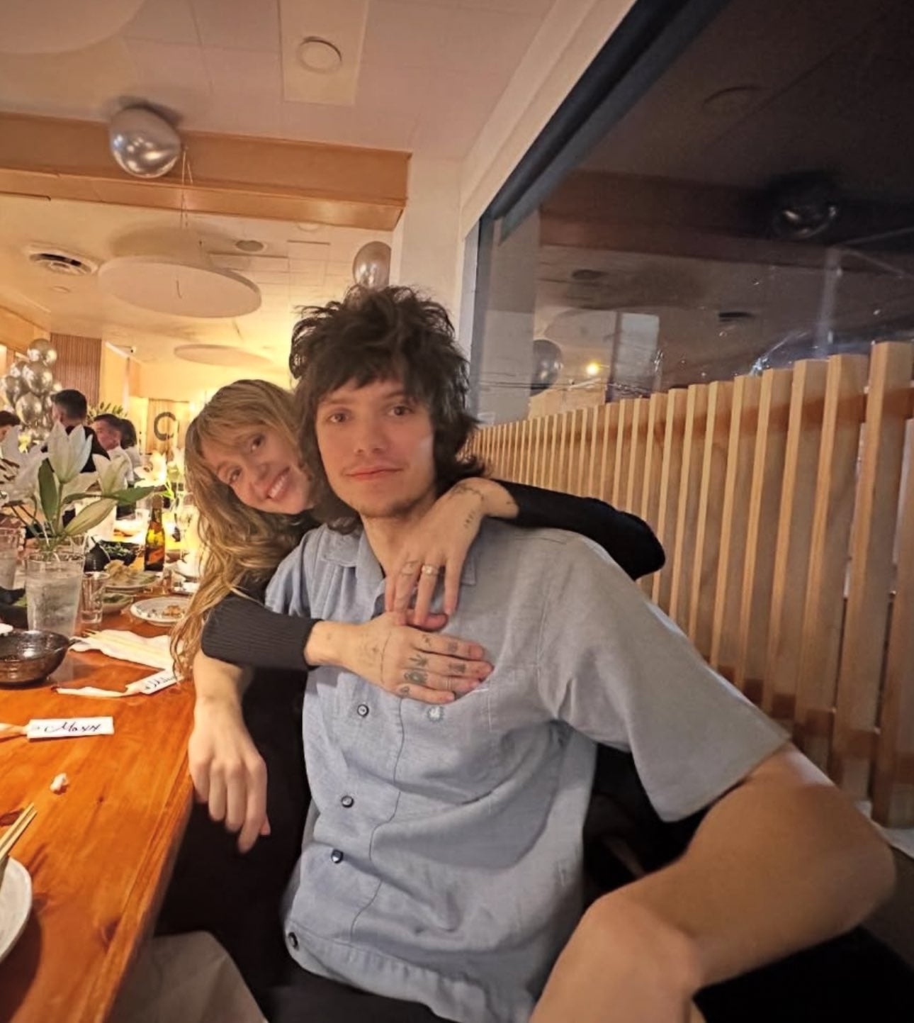 Ao longo dos anos, Miley também se relacionou com outros nomes conhecidos, como Nick Jonas, Stella Maxwell, Cody Simpson, Patrick Schwarzenegger e Kaitlynn Carter. Em dezembro de 2025, confirmou o noivado com Maxx Morando, com quem se relaciona desde 2021.
