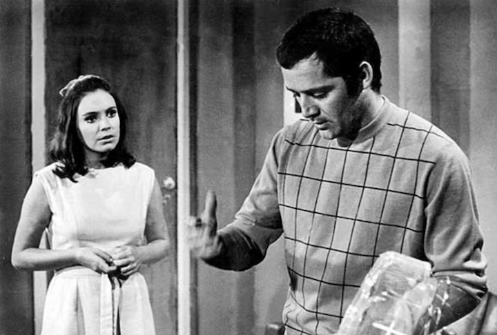 Em 1970, consolidou sua carreira ao interpretar Ritinha em Irmãos Coragem, um dos grandes clássicos da televisão brasileira.