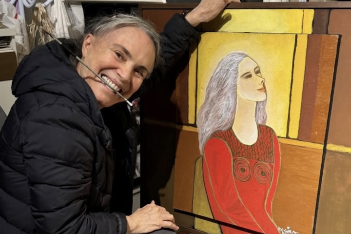 Sua passagem pelo cargo foi curta, durando apenas alguns meses. Após deixar o governo, ela se afastou da TV e passou a se dedicar mais às artes plásticas. 