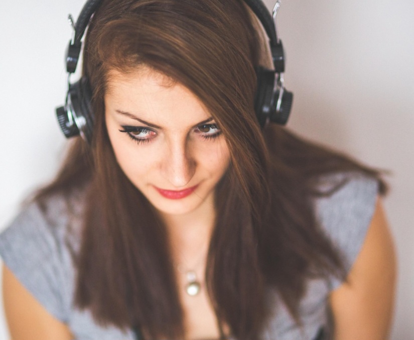 Na anedonia musical, essa conexão é enfraquecida. As áreas responsáveis pela audição funcionam bem, mas não dialogam de forma eficiente com os centros de prazer.