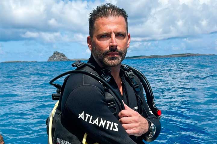 O ator também é conhecido por ser um torcedor fervoroso do São Paulo Futebol Clube e por sua forte ligação com a umbanda. 