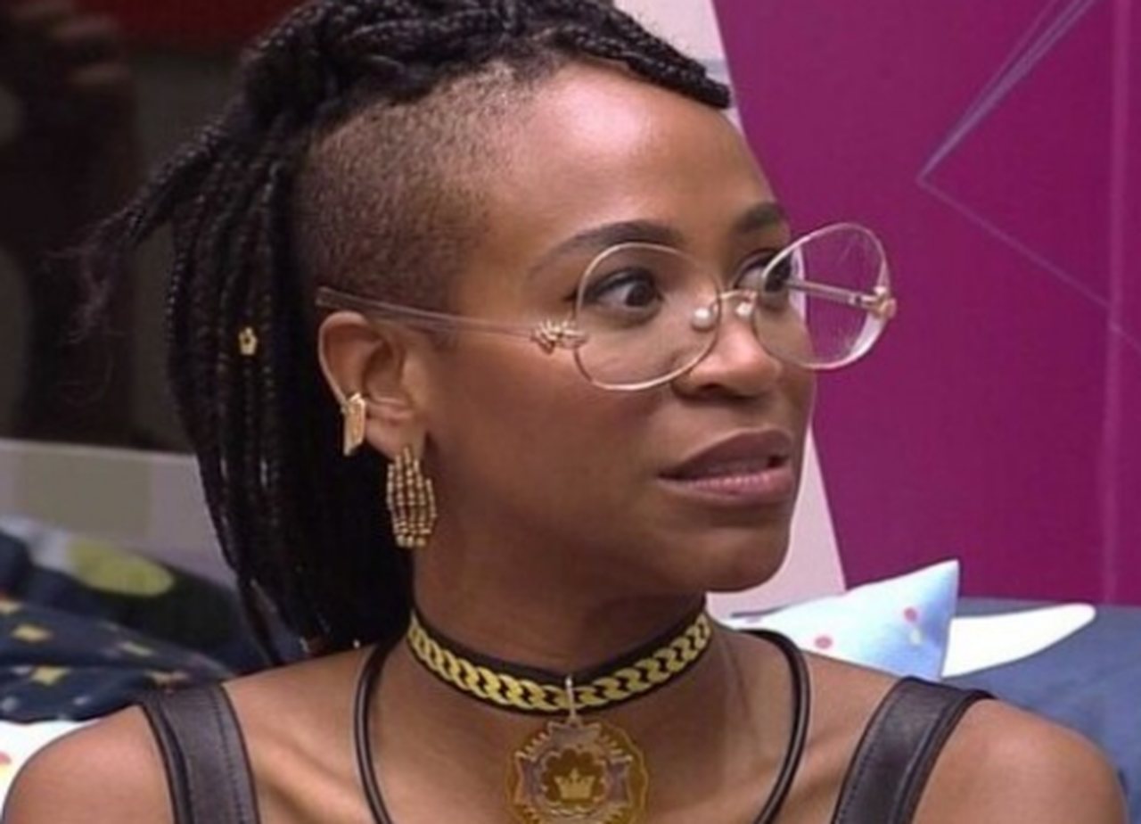 1º lugar - Karol Conká (BBB 21) - 99,17% de rejeição. A famosa rapper foi ao paredão triplo contra Arthur Picoli e Gilberto, que mais tarde se tornou muito popular como Gil do Vigor.