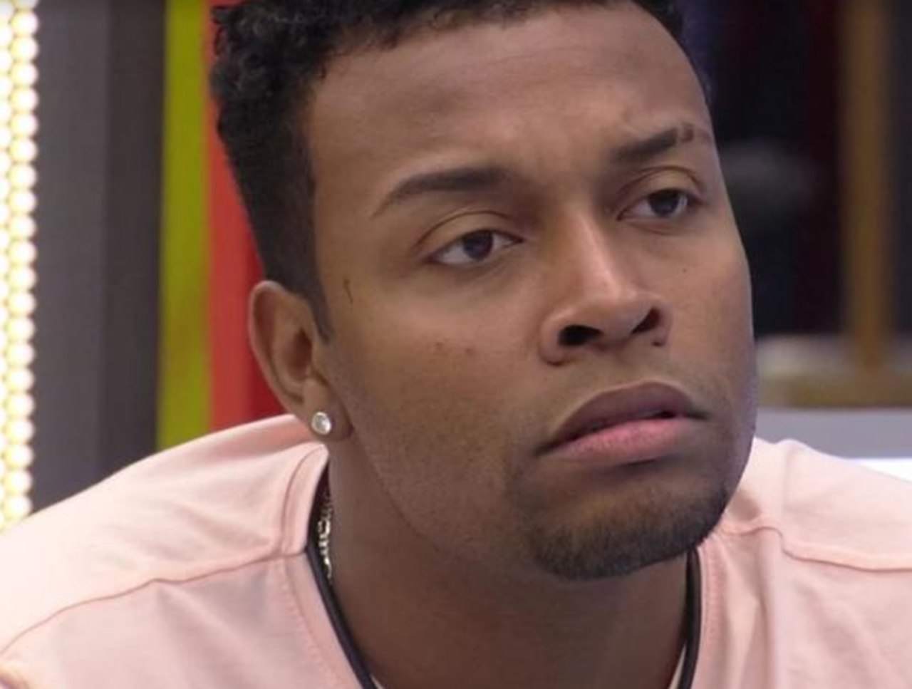 2º lugar - Nego Di (BBB 21) - 98,76% de rejeição. O comediante gaúcho foi ao paredão triplo contra Sarah e o cantor e ator Fiuk.