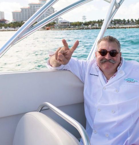 Em entrevista ao site GQ, o italiano contou que é fã confesso de pão de queijo e caipirinha de caju.