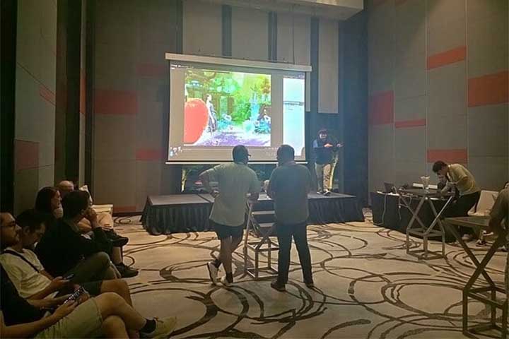 Geralmente, elas têm letra emocional ou divertida, que conectam as pessoas emocionalmente, sejam elas sobre amor, superação ou diversão. E refrões marcantes e fáceis de cantar, incentivando a plateia a participar, mesmo que não conheça a música inteira.