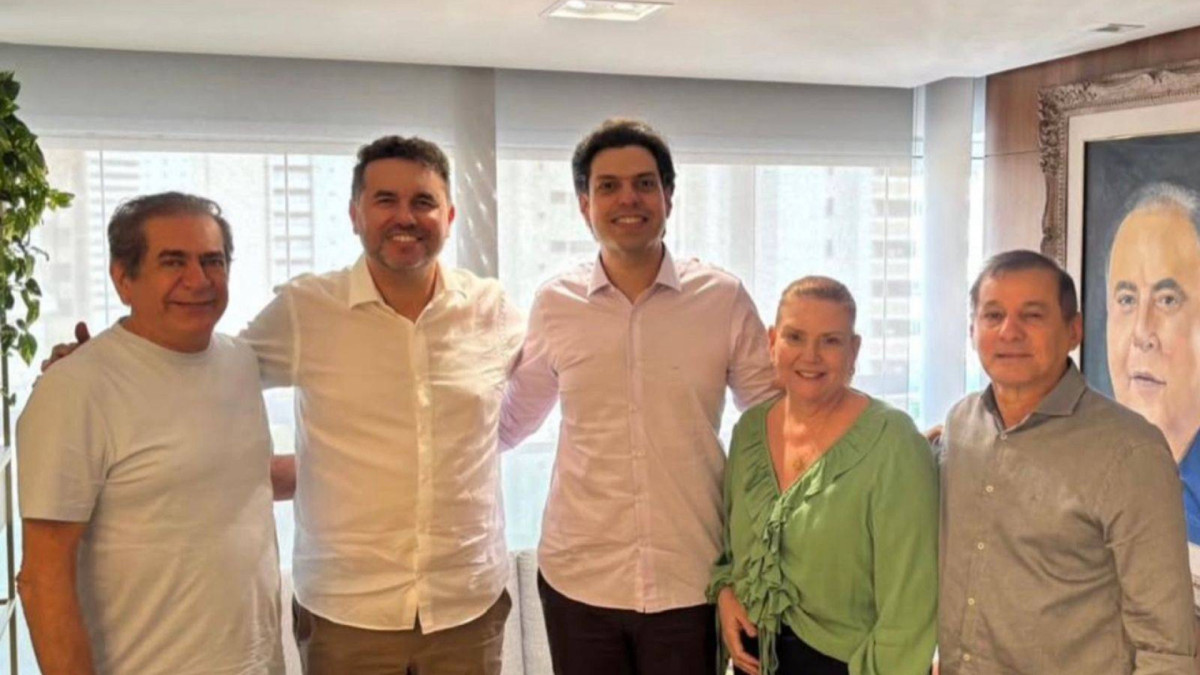 Deputados aliados ao governador Elmano de Freitas (PT) se reuniram nesta sexta-feira, 16, e se mostraram otimistas com possibilidade de federação União-PP ficar na base