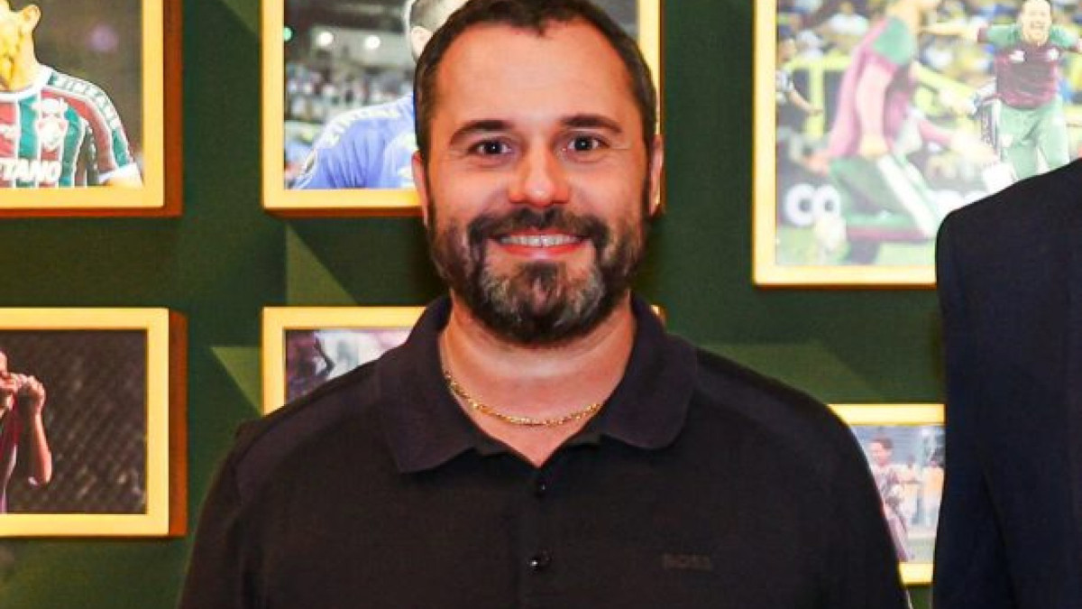 Ex-presidente agora foca suas atenções para o mercado de transferêcias, mas no geral sua função segue similar ao do ano passado