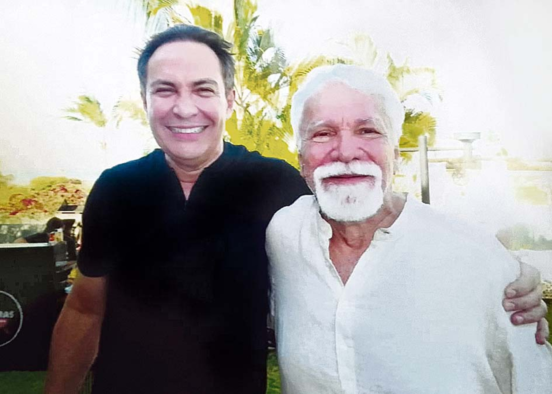 Luiz Carlos Queiroz e João Augusto Paiva, na tarde que anoiteceu e amanheceu, no reduto Bachá-Cabral cumbucano (Foto: acervo pessoal)