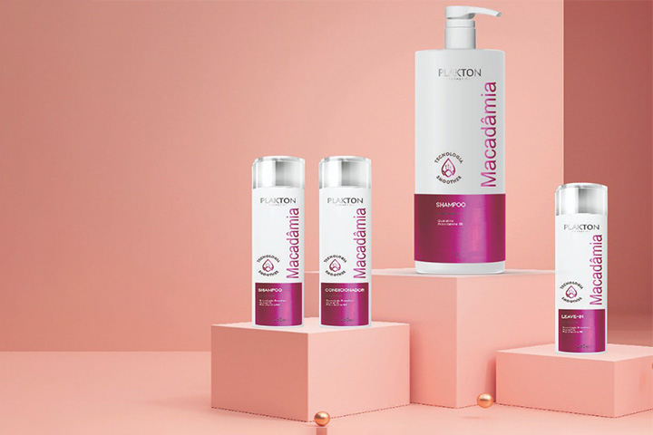 Além disso, sua ação antioxidante protege a pele contra os danos causados pelos radicais livres, prevenindo a formação de rugas e linhas finas, além de reduzir a aparência de manchas e hiperpigmentação.