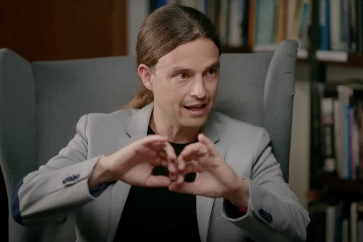 Ele descreveu o breve intervalo como transformador e mais real que a própria realidade.