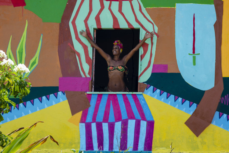 Registro da passagem da equipe de "Expedi&ccedil;&atilde;o Praieira" na Vila Estev&atilde;o, localizada em Canoa Quebrada, Aracati