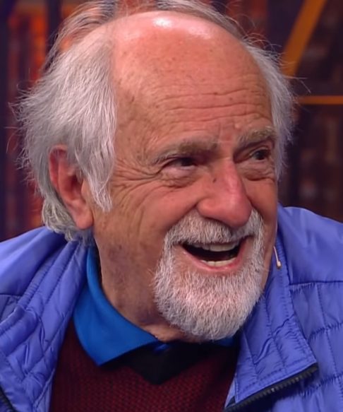 <p>Ary Fontoura – O ator paranaense, nascido em 27/1/1933, é um dos mais prestigiados do Brasil, figura recorrente em novelas, além de diretor de teatro, poeta e escritor. Tem vários prêmios e recebeu um Troféu Mário Lago pelo conjunto da obra em 2018. </p>
