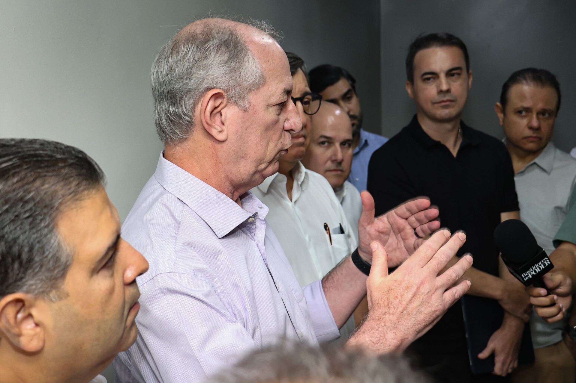 ￼CIRO Gomes com Roberto Cláudio e Capitão Wagner (Foto: DANIEL GALBER/ESPECIAL PARA O POVO)