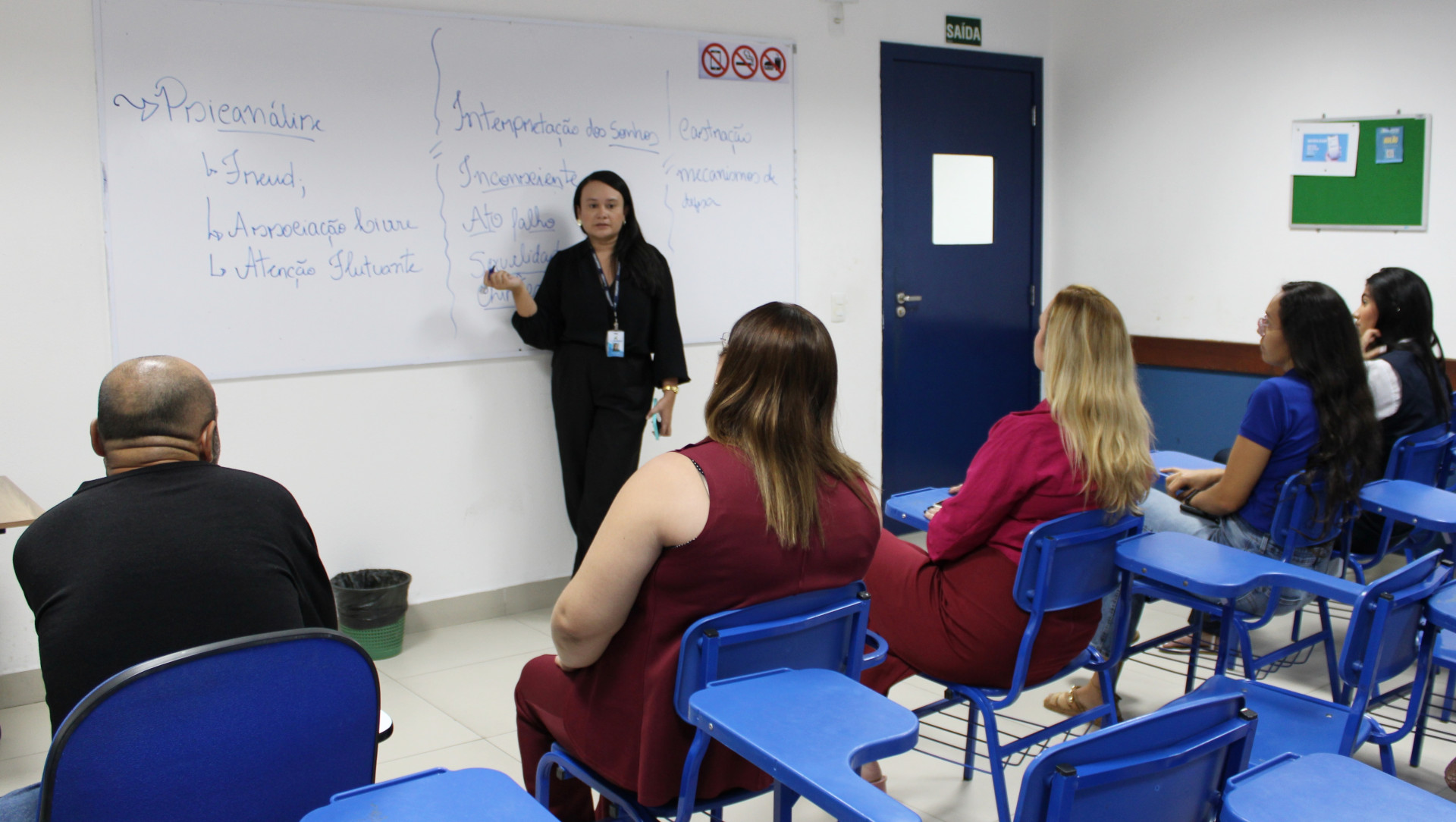 A UniAteneu &eacute; uma IES que se destaca como sendo uma das mais atuantes da regi&atilde;o no desenvolvimento das compet&ecirc;ncias t&eacute;cnicas e na orienta&ccedil;&atilde;o comportamental dos alunos.