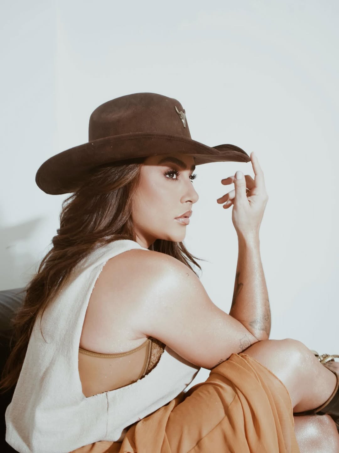 Antes disso, Lauana já havia se manifestado publicamente para agradecer o apoio recebido. Em um story no Instagram, ela definiu o período como um “momento sensível” e destacou o carinho e o acolhimento demonstrados pelos fãs.
