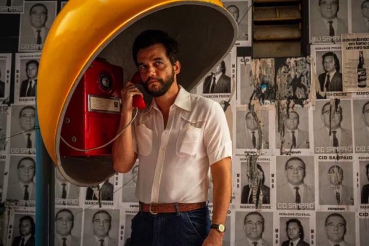 <p>O filme brasileiro também brilhou na premiação chilena, levando o troféu de melhor roteiro e o de melhor ator para Wagner Moura, reforçando o impacto da produção no cenário internacional. O filme e Wagner também ganharam o Globo de Ouro.</p>
