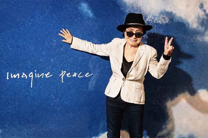<p>Yoko Ono nasceu em Tóquio, capital do Japão, no dia 18 de fevereiro de 1933. Ela é uma artista multimídia, cantora, compositora e ativista pela paz.</p>
