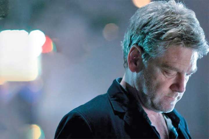 <p>Kurt Wallander (Henning Mankell) – <span style=font-weight: 400;>Um policial introspectivo que investiga crimes brutais na Suécia contemporânea. Suas histórias refletem angústias sociais e o declínio do Estado de bem-estar europeu.</span></p>
