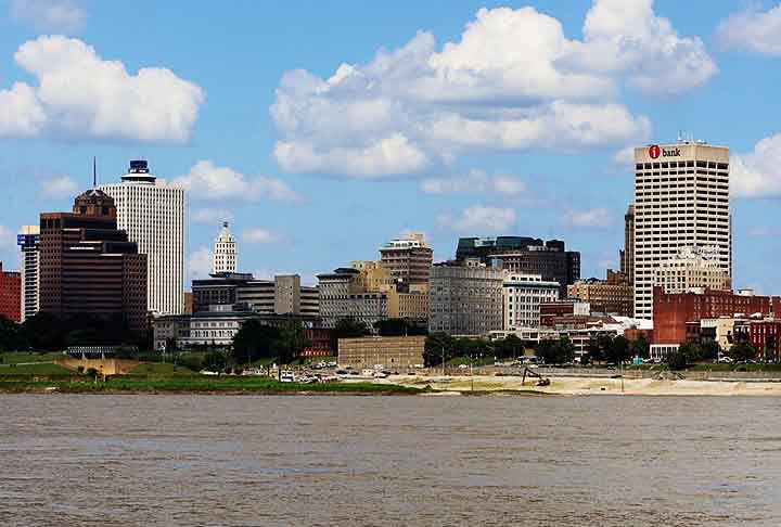 <p>MEMPHIS (Tennessee) – População: 630 mil -“Embora Memphis seja mais associada ao blues, o country tem fortes raízes na cidade, com influências vindas do sul dos Estados Unidos.</p>
