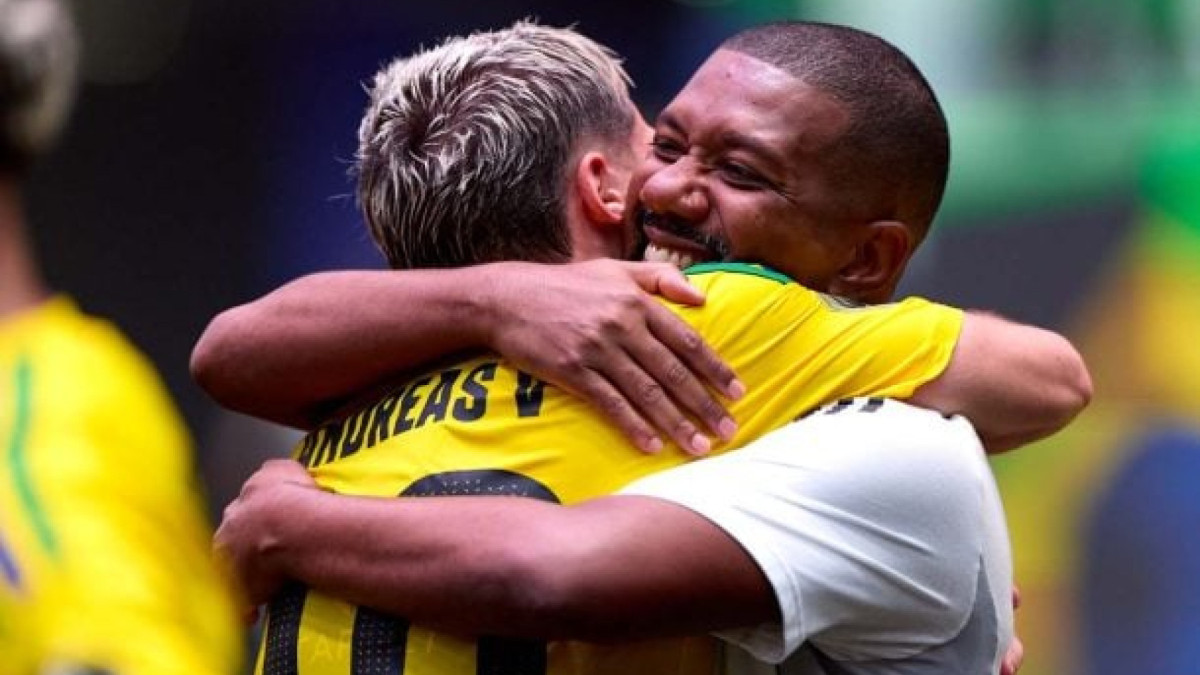 Treinador destaca amadurecimento da Seleção, força coletiva e sonha com o bicampeonato mundial