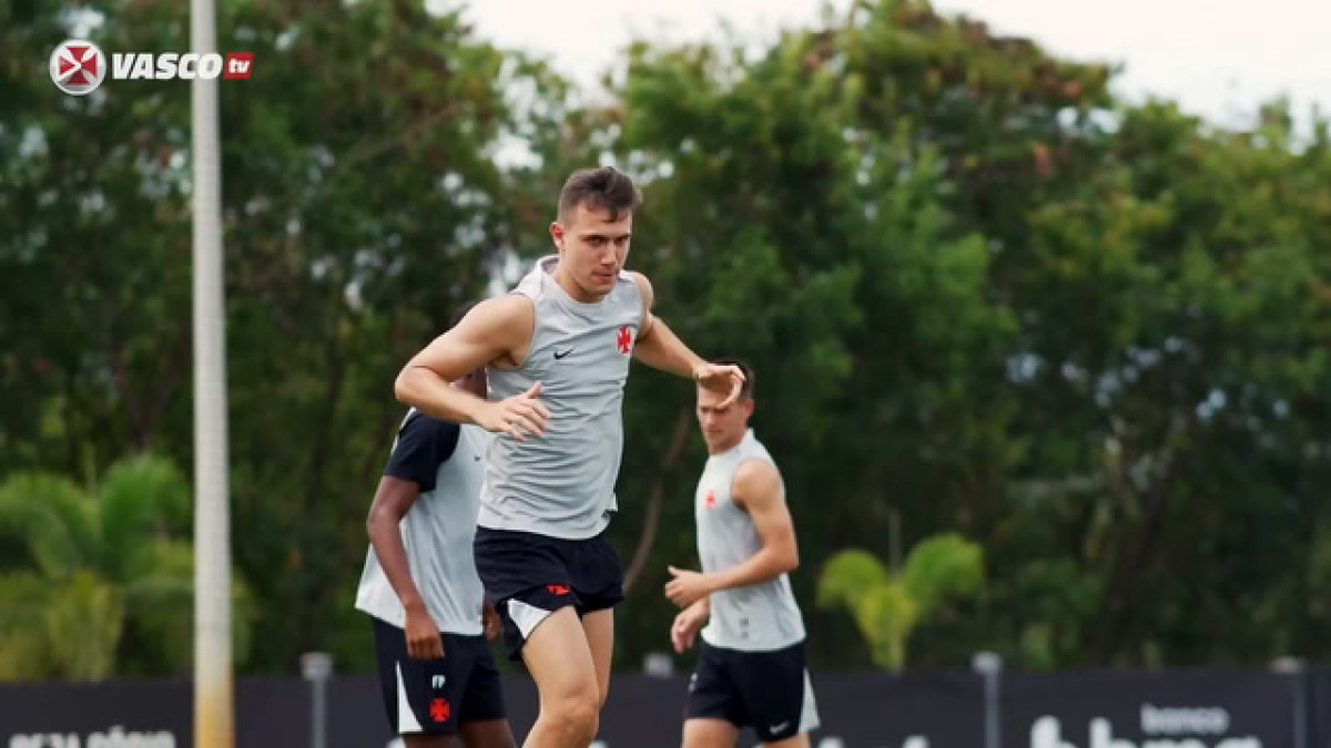 Vasco treina pela última vez antes de enfrentar Nova Iguaçu