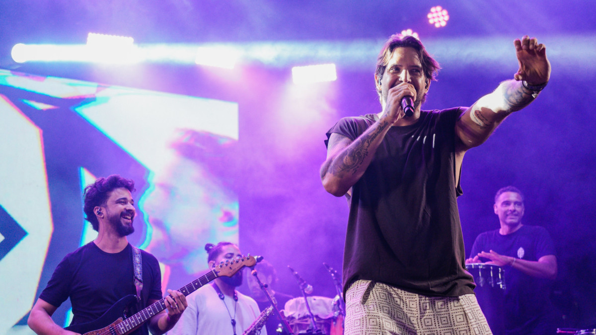 Banda Eva foi uma das atrações da Barra do Ceará