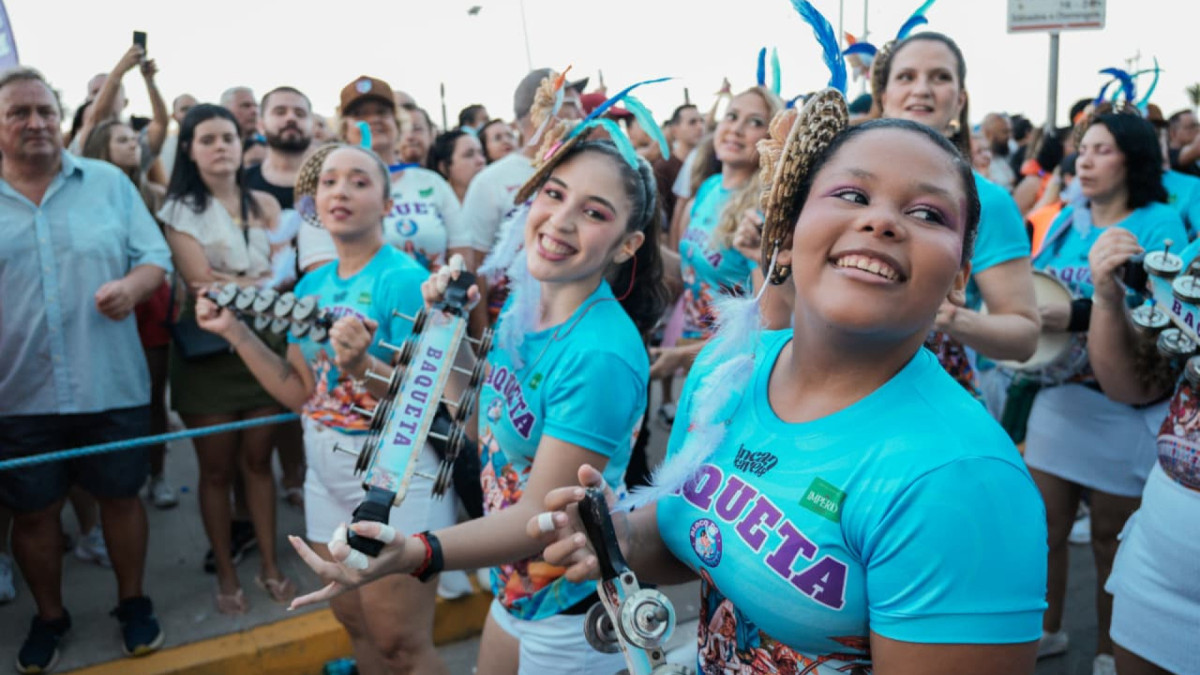 Pré-Carnaval na Praia de Iracema 