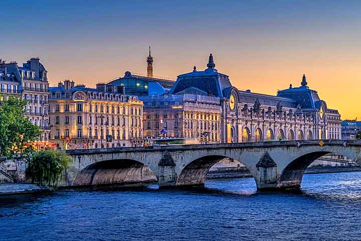 <p>As exposições inovadoras e instalações interativas criam experiências que tornam a arte e a história mais acessíveis. Assim, o portal Mapsted trouxe uma lista com os 10 museus mais bonitos do mundo, locais que se transformaram em polos culturais.</p><?php if (strpos(site('ds_site_link'), '/apostas') === false): ?>
    </div>
    <div class=