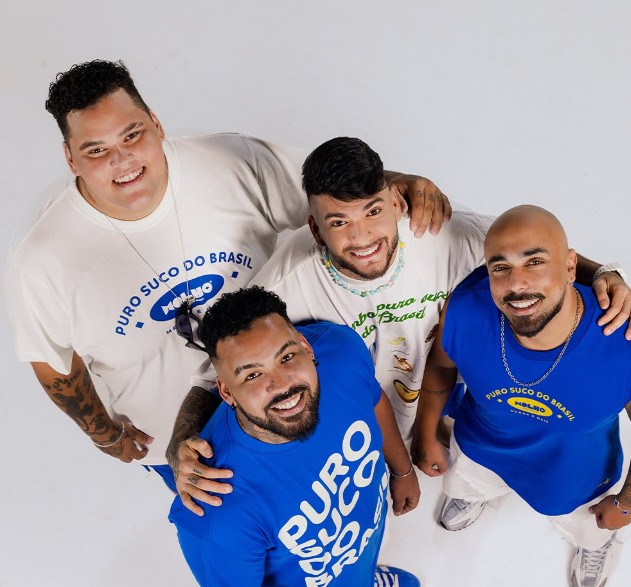 <p><span style=font-weight: 400;>Em 2021, com o lançamento do álbum “Plano Piloto”, o Menos É Mais entrou no Top 10 dos álbuns mais ouvidos do Spotify. </span></p>
